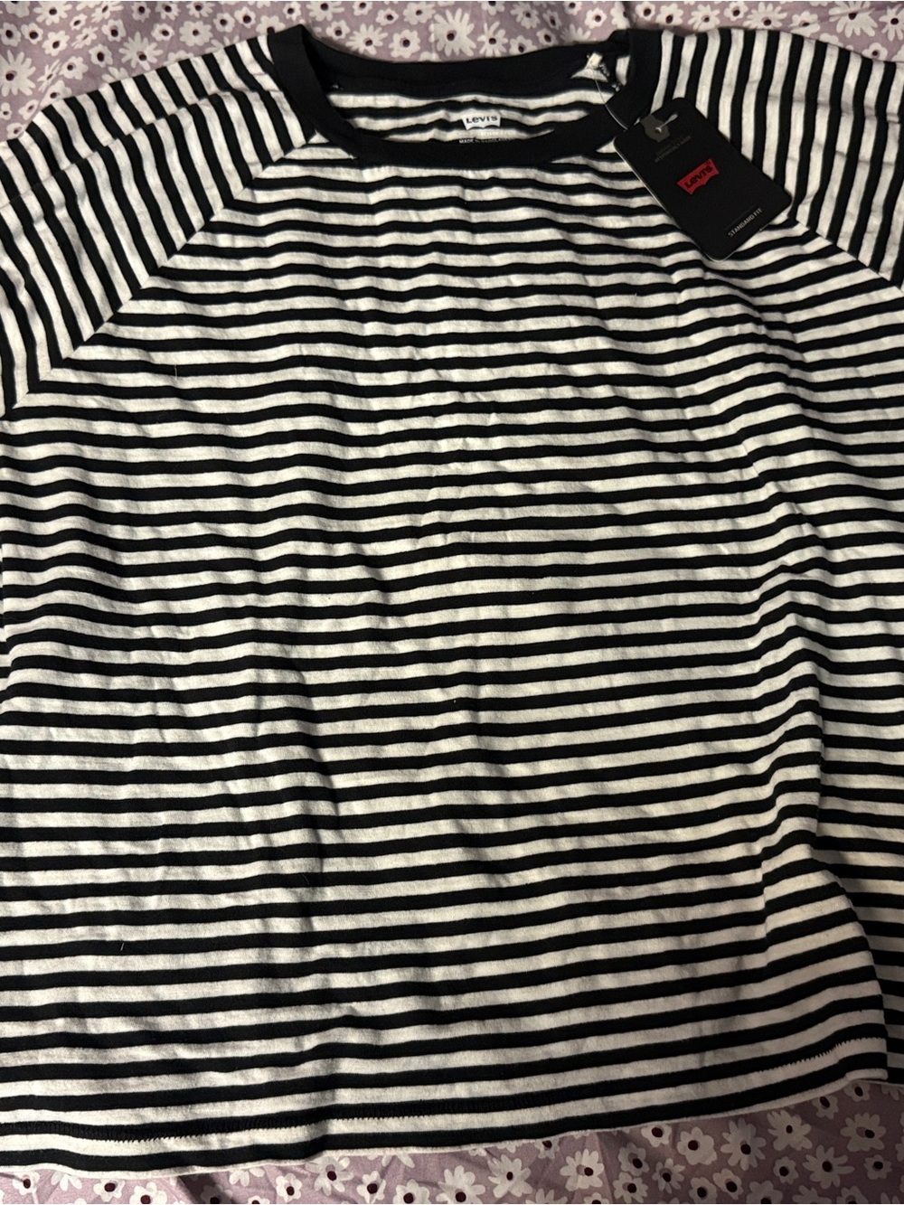 Women’s Levi’s Black and White Top